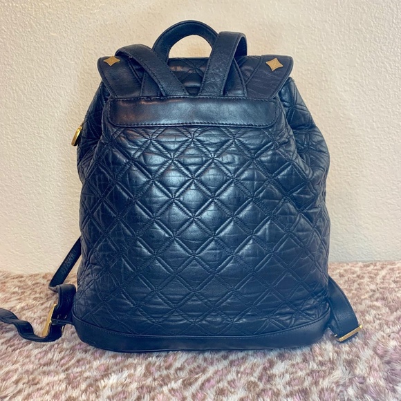 Authentic Preloved Leather MCM Vintage Black Backp - Picture 3 of 8